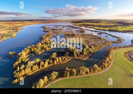 Vogelschutzgebiet, Vogelschutzgebiet, Flachwasser- und Inselzone im Altmühlsee, Muhr am See, Fränkische Seenplatte, Mittelfranken, Franken Stockfoto