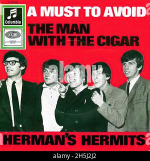 Vintage Single Record Cover - Herman's Hermits - Ein muss, um es zu vermeiden - D - 1965 Stockfoto