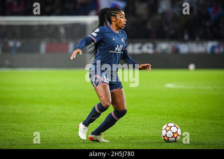 Paris, Frankreich, 9. November 2021, Ashley LAWRENCE von PSG während des UEFA Women's Champions League, des Fußballspiels der Gruppe B zwischen Paris Saint-Germain und Real Madrid am 9. November 2021 im Stadion Parc des Princes in Paris, Frankreich - Foto: Matthieu Mirville/DPPI/LiveMedia Stockfoto