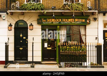 London, Großbritannien; 16. März 2011: Büro und Wohnung des berühmten Detektivs Sherlock Holmes in der 221b Baker Street in London. Stockfoto