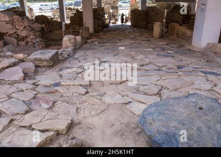 Merida, Spanien - 25. August 2018: MehrRIAS Archäologisches Gebiet in Merida. Hauptstraße. Extremadura, Spanien Stockfoto