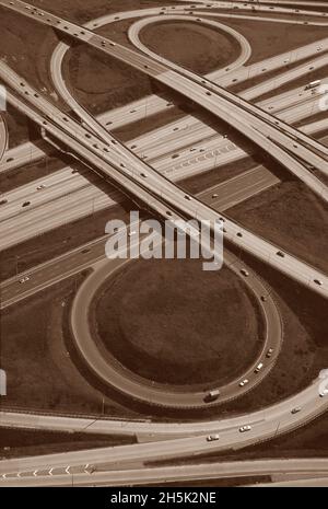 Luftaufnahme des Don Valley Parkway, 401 Interchange, Toronto, Ontario, Kanada Stockfoto