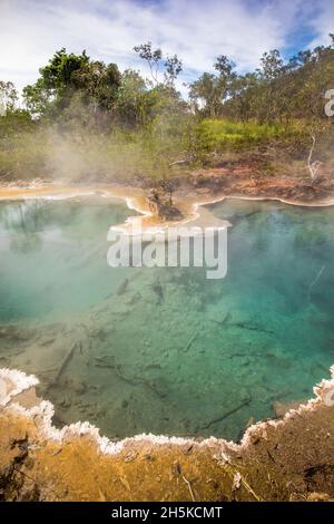 Die heißen Quellen dei Dei; Fergusson Island, D'Entrecasteaux Islands, Papua-Neuguinea Stockfoto