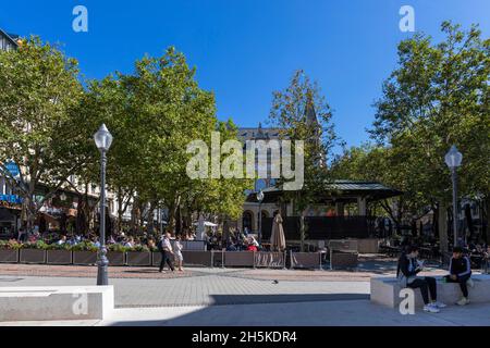 Europa, Luxemburg, Luxemburg-Stadt, Ville Haute, Place d'Armes mit der Altstadt (Bandstand) Stockfoto