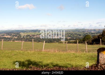 Feld und Zäune aus dem 68 Café, A68, Toft Hill, Bishop Auckland, County Durham, VEREINIGTES KÖNIGREICH Stockfoto