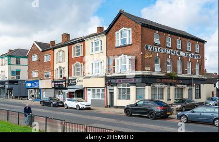 The Windermere Hotel, ein Pub, erbaut 1866 an der Breck Road, Liverpool 5. Bild aufgenommen im September 2021. Stockfoto