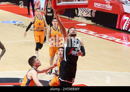 Bologna, Italien. November 2021. Kyle Weems (Segafredo Virtus Bologna) während des Eurocup-Turniers Segafredo Virtus Bologna vs. Valencia Basket Club im Paladozza Sportpalast - Bologna, Nobember 10, 2021 Credit: Independent Photo Agency/Alamy Live News Stockfoto