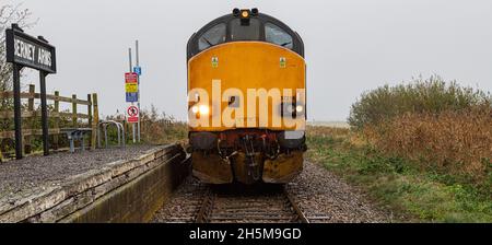 Berney Arms Bahnhof Klasse 37s Stockfoto