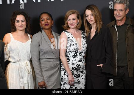 London, Großbritannien. November 2021. Gianna Kiehi, Cherrelle Skeete, Mireille Enos , Esmé Creed-Miles, Dermot Mulroney nahmen am Amazon Teil und IMDb TV moderierte am 2021-11-10 im Soho Hotel, London, eine exklusive Vorführung der ersten Folgen der Hanna-Staffel 3. Kredit: Picture Capital/Alamy Live Nachrichten Stockfoto