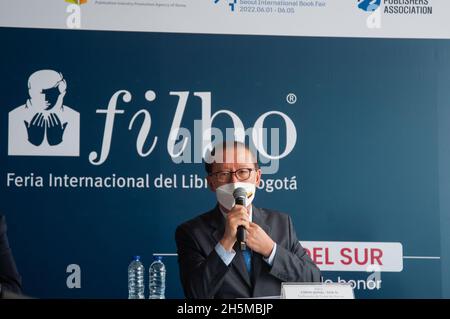 Choo Jong-Youn Botschafterin für die republik Südkorea in Kolumbien während der Ankündigung der Einladung der südkoreanischen Regierung zur internationalen Buchmesse 'Filbo' in Bogota am 10. November 2021 durch das kolumbianische Kulturministerium. Stockfoto