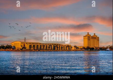 Savannah Convention Center in Dusk Stockfoto