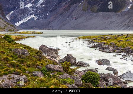 Tal des Lake Mller. Fluss in den südlichen Alpen, Neuseeland Stockfoto