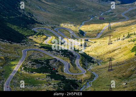 Die transfaragasische Straße in den karpaten rumäniens Stockfoto