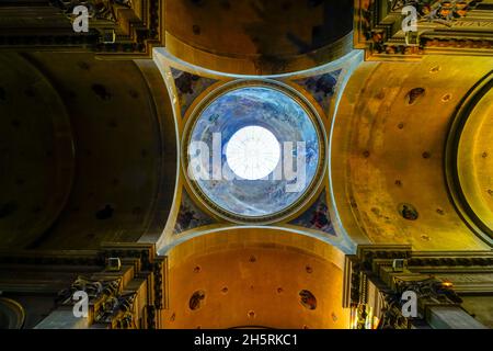 Gemälde im Inneren der Kuppel der Kirche Notre-Dame-de-Liesse. Altstadt Von Annecy. Das Departement Haute-Savoie im Auver Stockfoto