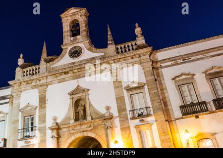 Arco da Vila, Torbogen zur Altstadt von Faro, Portugal Stockfoto