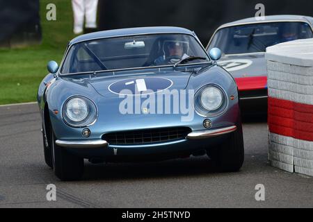 Vincent Gaye, Ferrari 275 GTB/C, Ronnie Hoare Trophy, Road Going Sports und GT-Fahrzeuge, die für die Wettkämpfe zwischen 1960 und 19 stehen Stockfoto