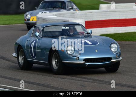 Vincent Gaye, Ferrari 275 GTB/C, Ronnie Hoare Trophy, Road Going Sports und GT-Fahrzeuge, die für die Wettkämpfe zwischen 1960 und 19 stehen Stockfoto