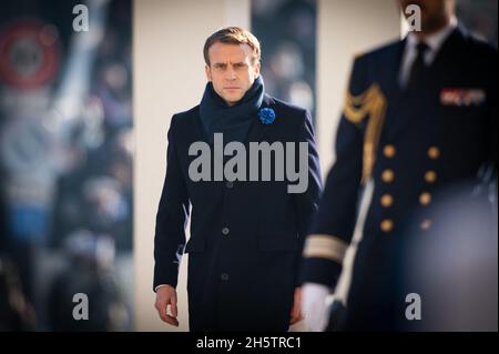 Emmanuel Macron nimmt am 11. November 2021 an der 103. Jahrestages des Waffenstillstands am 11. November 1918 im Arc de Triomphe in Paris, Frankreich, Teil. Foto von Laurent Zabulon / ABACAPRESS.COM Stockfoto