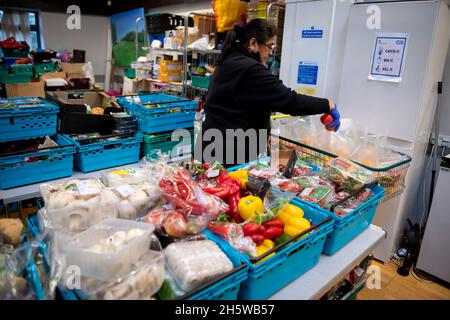 London Community Kitchen ist eine Wohltätigkeitsorganisation der Lebensmittelbank Stockfoto