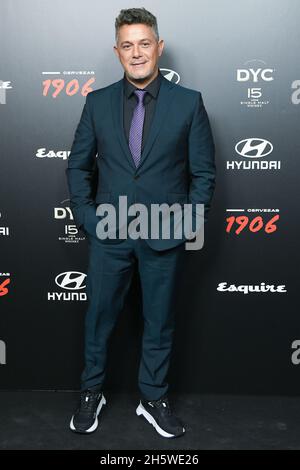Madrid, Spanien. November 2021. Alejandro Sanz nimmt 2021 am Teatro Barcelo in Madrid an der Auszeichnung „Hombres Esquire“ Teil. Kredit: SOPA Images Limited/Alamy Live Nachrichten Stockfoto