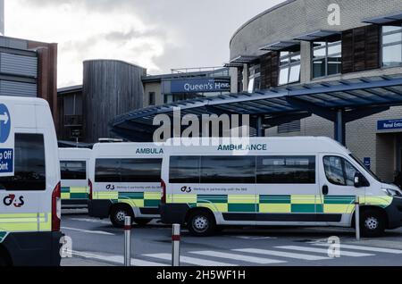 G4S arbeitet in Partnerschaft mit dem NHS zusammen, um die Zunahme der Krankenhauseinweisungen aufgrund des Anstiegs von Coronavirus-Infektionen zu unterstützen. Viele Stockfoto