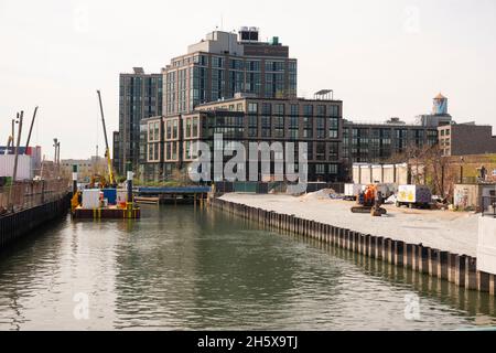 Reinigung des Gowanus-Kanals in Brooklyn NYC Stockfoto