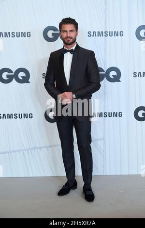 Madrid. Spanien. 20211111, Maxi Iglesias nimmt am 11. November 2021 an der 20. Ausgabe der GQ Men of the Year Awards im Palace Hotel in Madrid Teil. Quelle: MPG/Alamy Live News Stockfoto