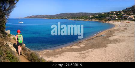 FRANKREICH, CORSE ( 2A ), SARTENE, DIE ABFAHRT DES FUSSWEGES AN DER KÜSTE VOM STRAND VON TIZZANO Stockfoto