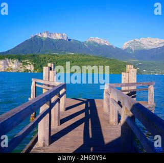 FRANKREICH, HAUTE SAVOIE (74) ANNECY, PIER VON SAINT JORIOZ AM SEE Stockfoto