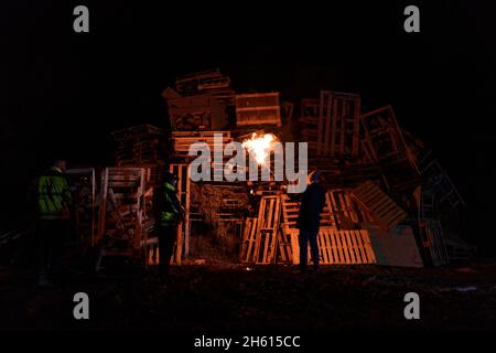 Towneley Hall Bonfire & Fireworks 2021. Fotos von Mark Stinchon Photography. Stockfoto