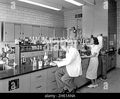 Johnson & Johnson, Research Center, New Brunswick, New Jersey; 1951 Stockfoto