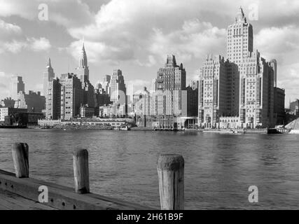 River House, 52nd St. und E. River, New York City; 1931 Stockfoto