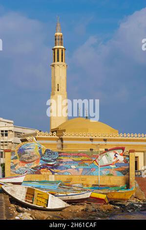 Egypte, Basse Egypte, la Côte méditerranéenne, Alexandrie, Front de mer et Port de peche. // Ägypten, Alexandria, Fischerhafen. Stockfoto