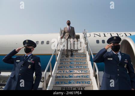 Berichtet: Verteidigungsminister Dr. Mark T. Esper kommt am 16. September 2020 in Los Angeles an. Stockfoto