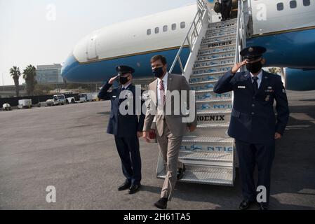 Berichtet: Verteidigungsminister Dr. Mark T. Esper kommt am 16. September 2020 in Los Angeles an. Stockfoto