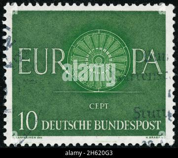 POLTAVA, UKRAINE - 12. November 2021. Vintage Stempel gedruckt in Deutschland um 1960 zeigt Text Europa Stockfoto