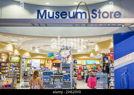 Saint St. Louis Missouri, Gateway Arch Memorial, Jefferson National Expansion Memorial Park, innen Besucherzentrum Museum Store Eingang Stockfoto