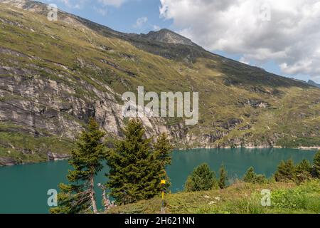 Vals, Schweiz, 21. August 2021 Naturlandschaft am See Zervreila Stockfoto