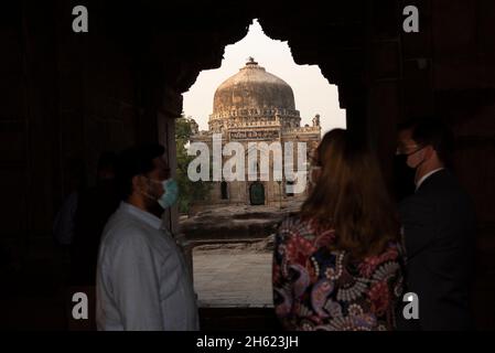 Berichtet: Verteidigungsminister Dr. Mark Esper besucht Lodhi Garden, Indien, 26. Oktober 2020. Stockfoto
