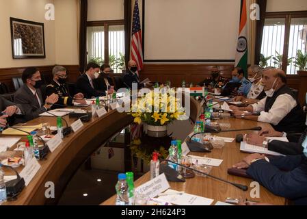 Berichtet: Verteidigungsminister Dr. Mark Esper besucht Indien, 26. Oktober 2020. Stockfoto