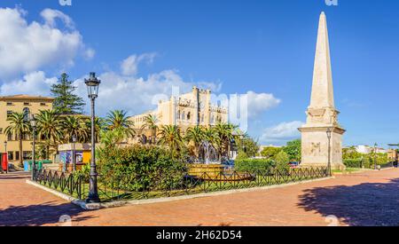 Landschaft mit Ciutadella de Menorca Altstadt, Menorca Insel, Spanien Stockfoto