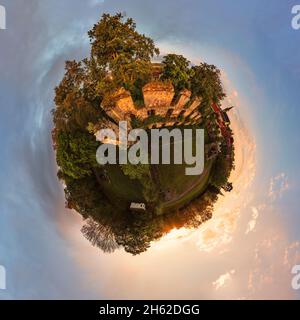 deutschland, thüringen, gehren, Burgruinen, Sonnenaufgang, Luftaufnahme, kugelförmiges Panorama Stockfoto