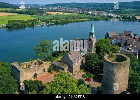 wetter an der ruhr,Nordrhein-westfalen,deutschland - Stadtbild Wetter an der ruhr mit feuchterem Schloss am Harkortsee. Stockfoto