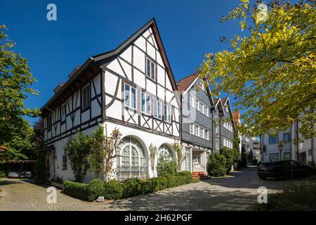 deutschland,wuelfrath,bergisches Land,niederbergisches Land,niederberg,rheinland,Nordrhein-westfalen,Altstadt,Wohnhäuser in der heumarktstraße,Fachwerkhaus und Häuser mit Schieferverkleidung Stockfoto