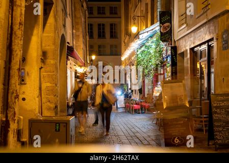 frankreich, paris, Rue des rosiers bei Nacht, berühmte Straße im jüdischen Viertel marais Stockfoto