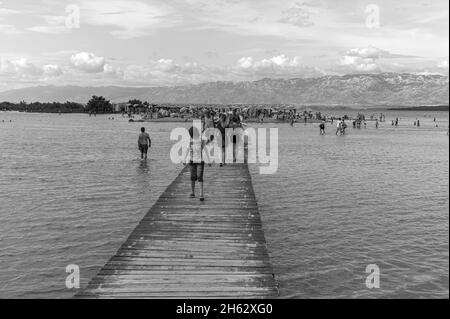 Der Strand der Königin mit peloidem Heilschlamm in der Stadt nin, der gespanschaft zadar in kroatien, europa. Stockfoto