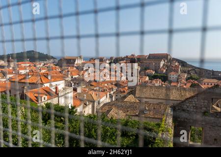 Wandern in Dubrovnik, kroatien - berühmter Drehort für Thronspiel. Dort heißt es: Königslandung Stockfoto