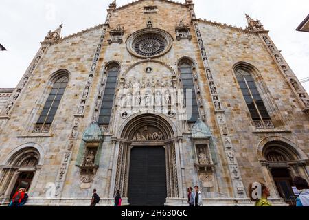 Fassade der Kathedrale in como (cattedrale di santa maria assunta duomo di como), lombardei, italien Stockfoto