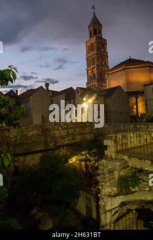 Innerhalb der Mauern des historischen Zentrums / Altstadt von Split in dalmatien, kroatien - Drehort für Spiel der Throne Stockfoto