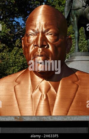 Gesehen in Justice Skulptur öffentliche Kunstausstellung Union Square Park Manhattan New York City Stockfoto